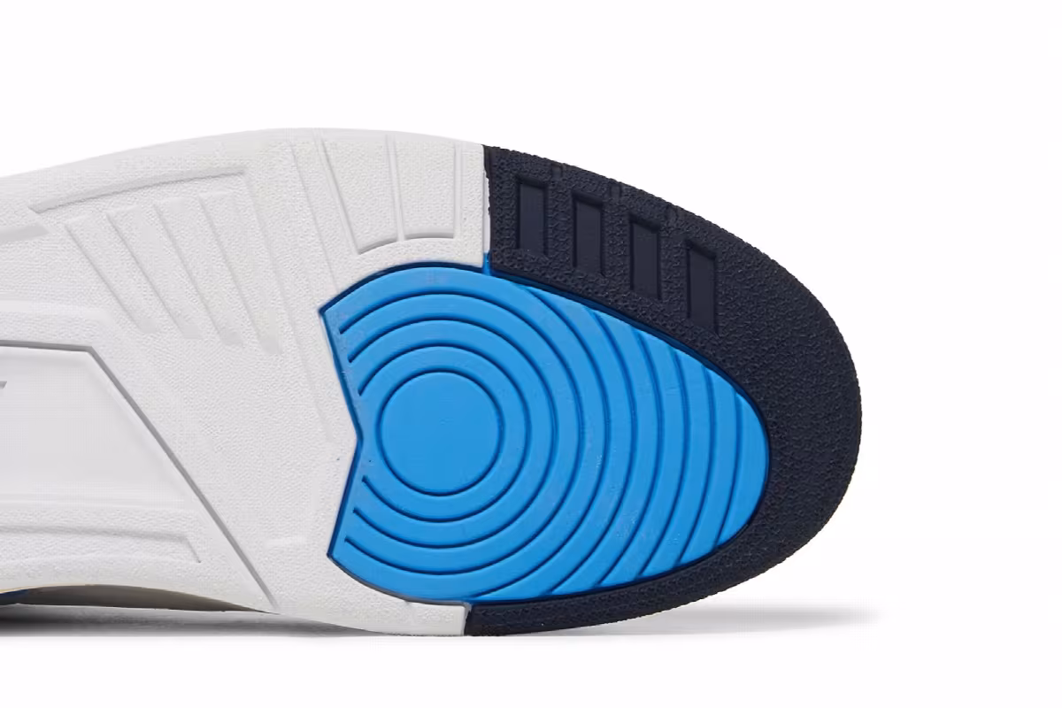Nike Air Revolution White University Blue, view 6