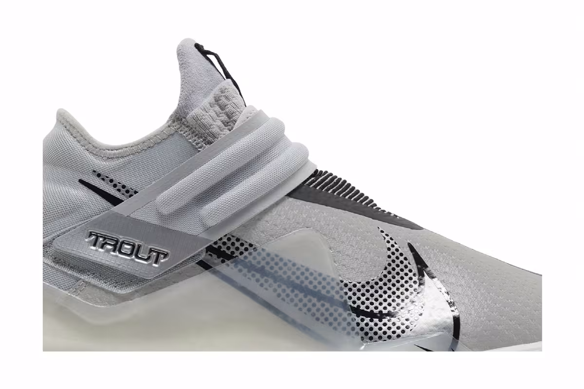 Nike Force Zoom Trout 7 Smoke Grey, view 3