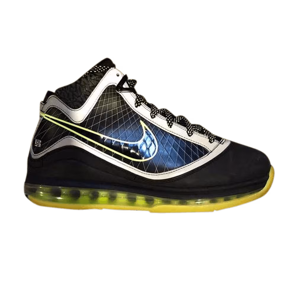 Nike Lebron 7 112 pack friends and family