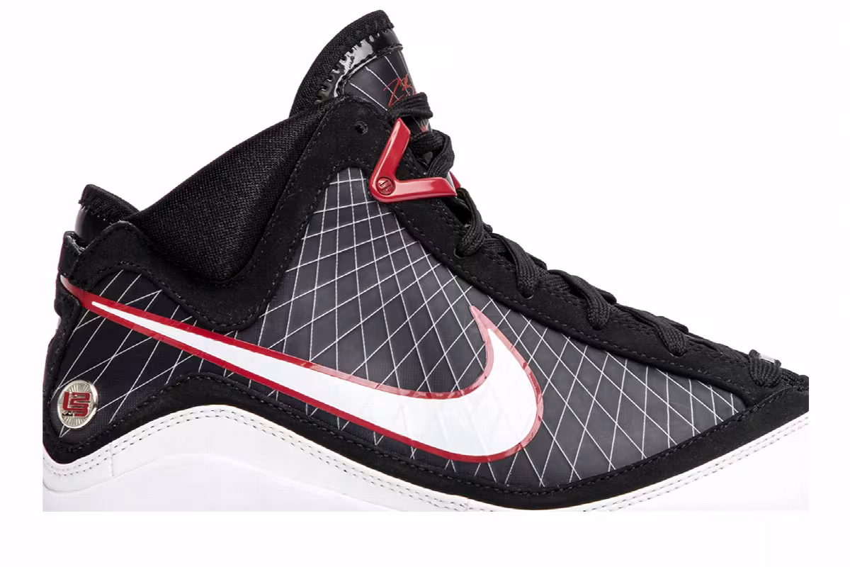Nike Air Max LeBron 7 Heroes Pack, view 3