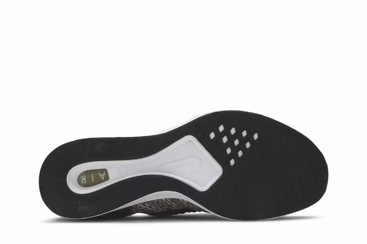 Nike Women's Air Zoom Mariah Flyknit Racer Cargo Khaki, view 5