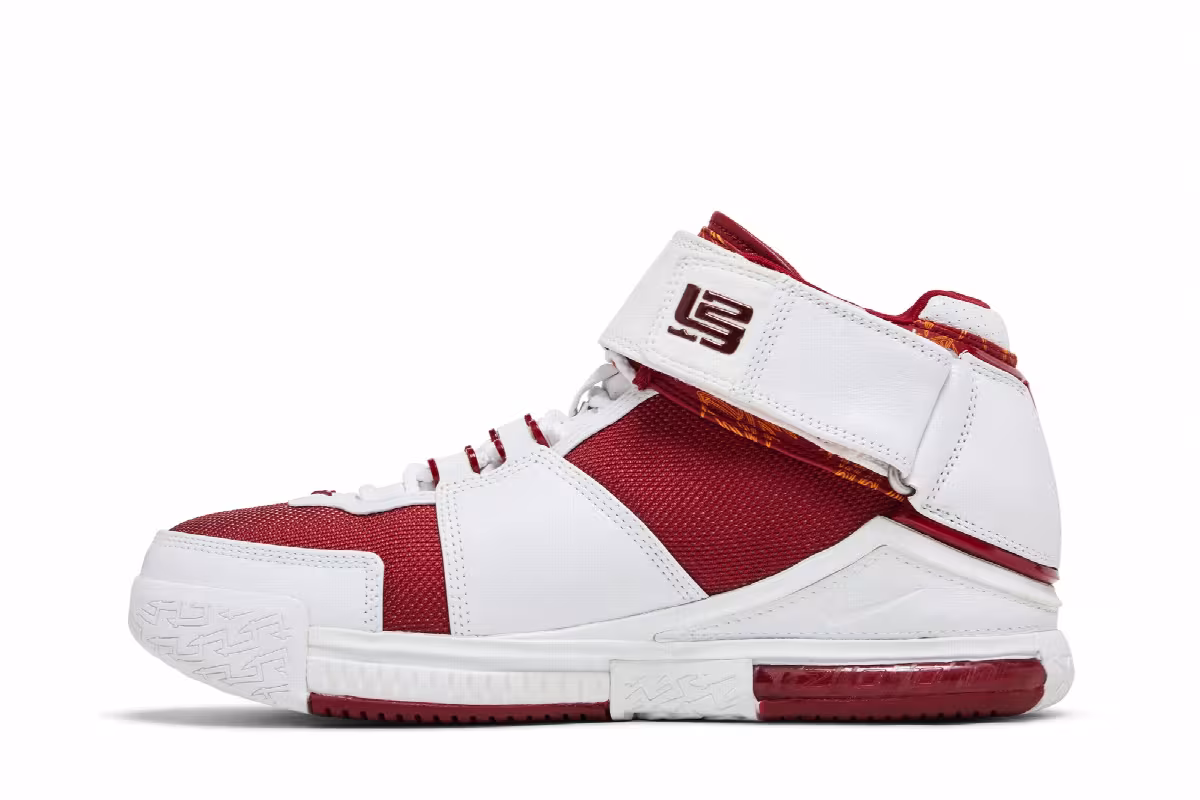 Nike Zoom Lebron 2 Triple Double, view 4