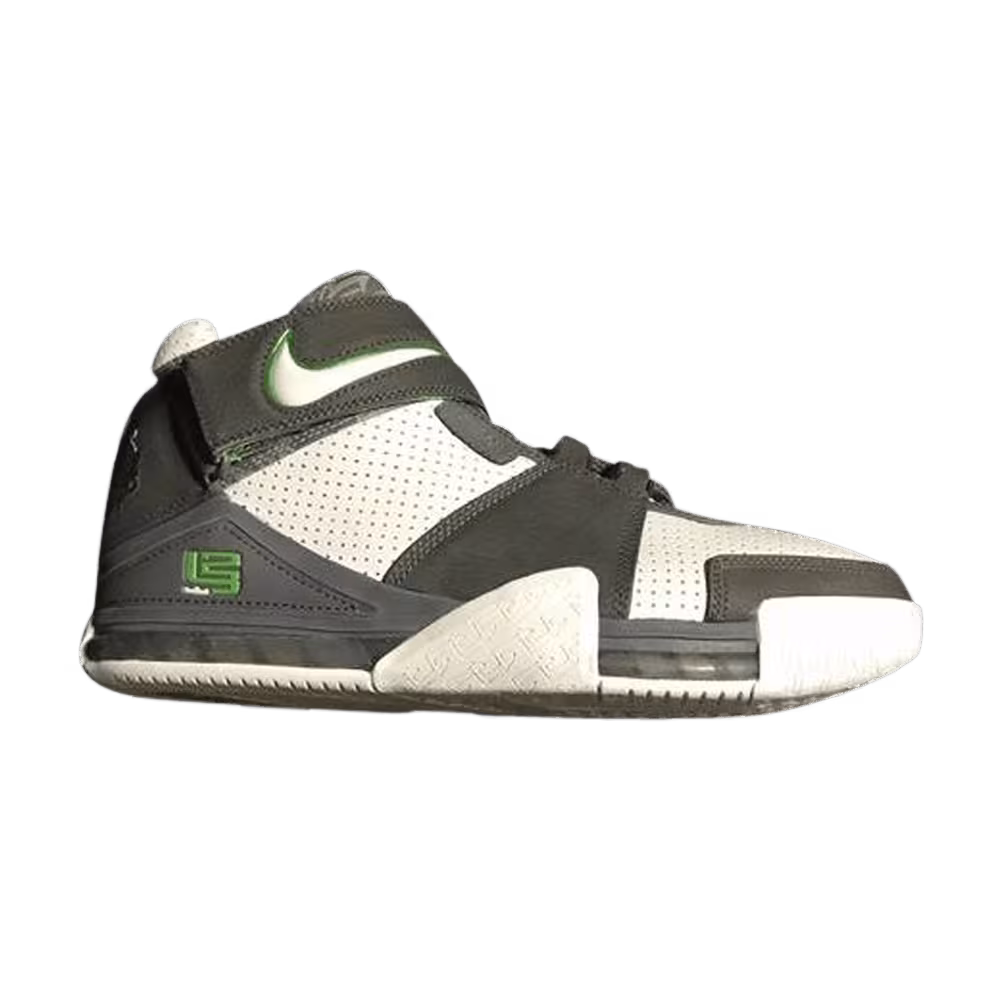 Nike Zoom LeBron 2 Dunkman