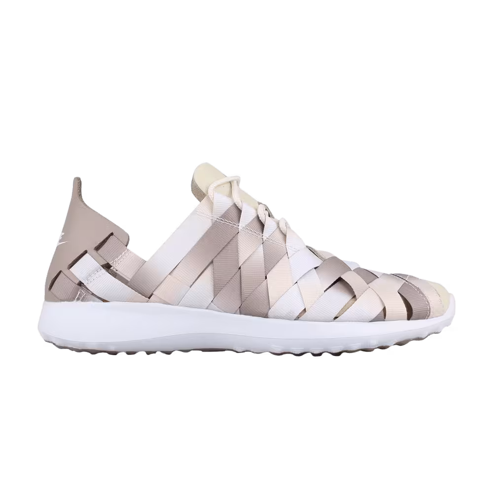 Nike Women's Juvenate Woven Premium