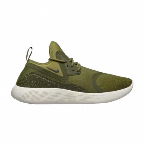 Nike LunarCharge Essential 'Camper Green'