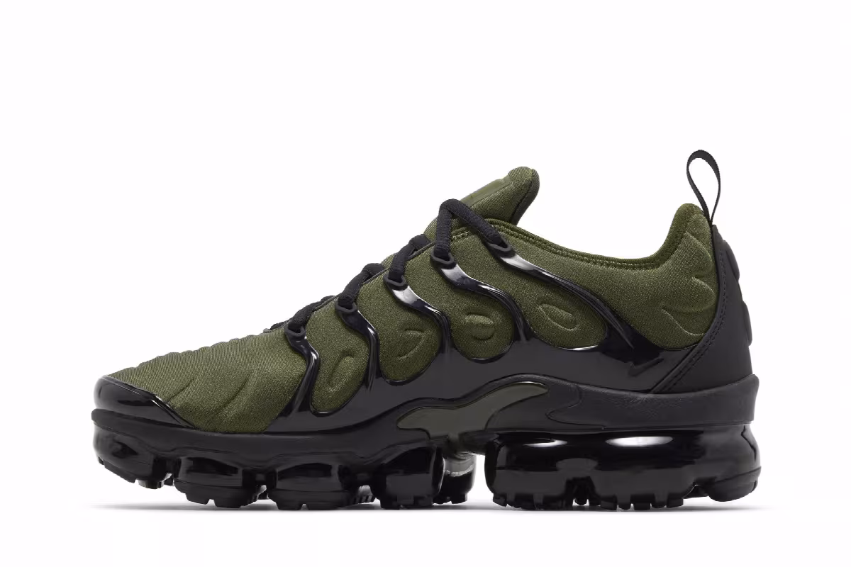 Nike Air VaporMax Plus Rough Green, view 4
