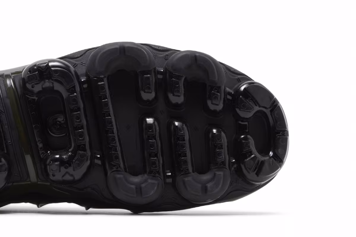 Nike Air VaporMax Plus Rough Green, view 6