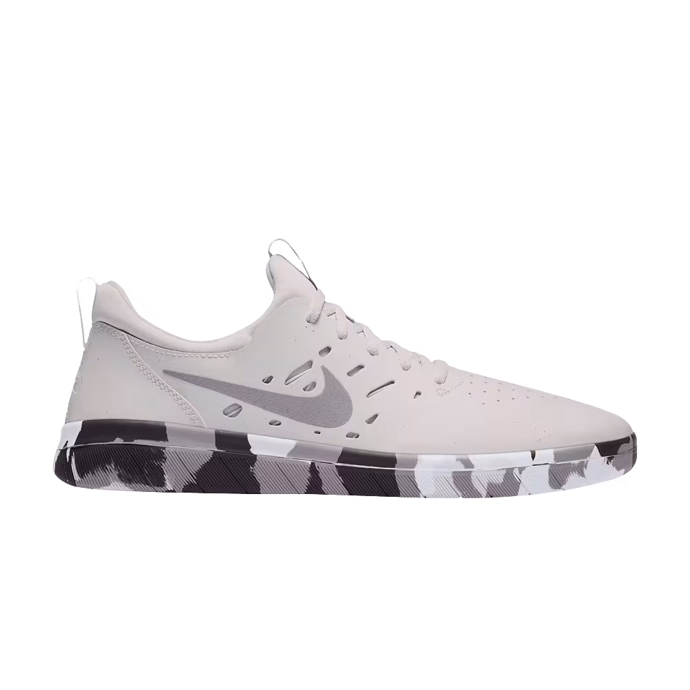Nike Nyjah Free Premium SB Platinum Thunder Grey