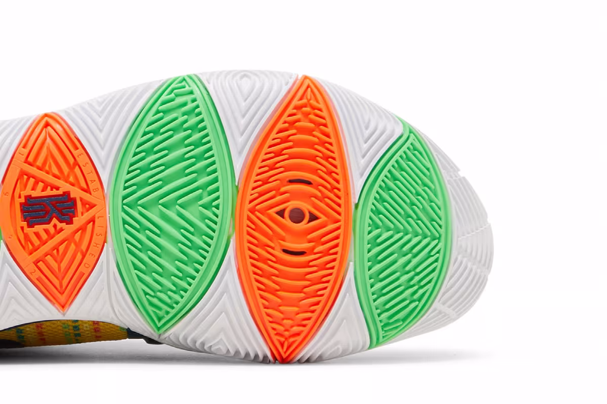 Nike Kyrie 5 Skills Academy, view 6