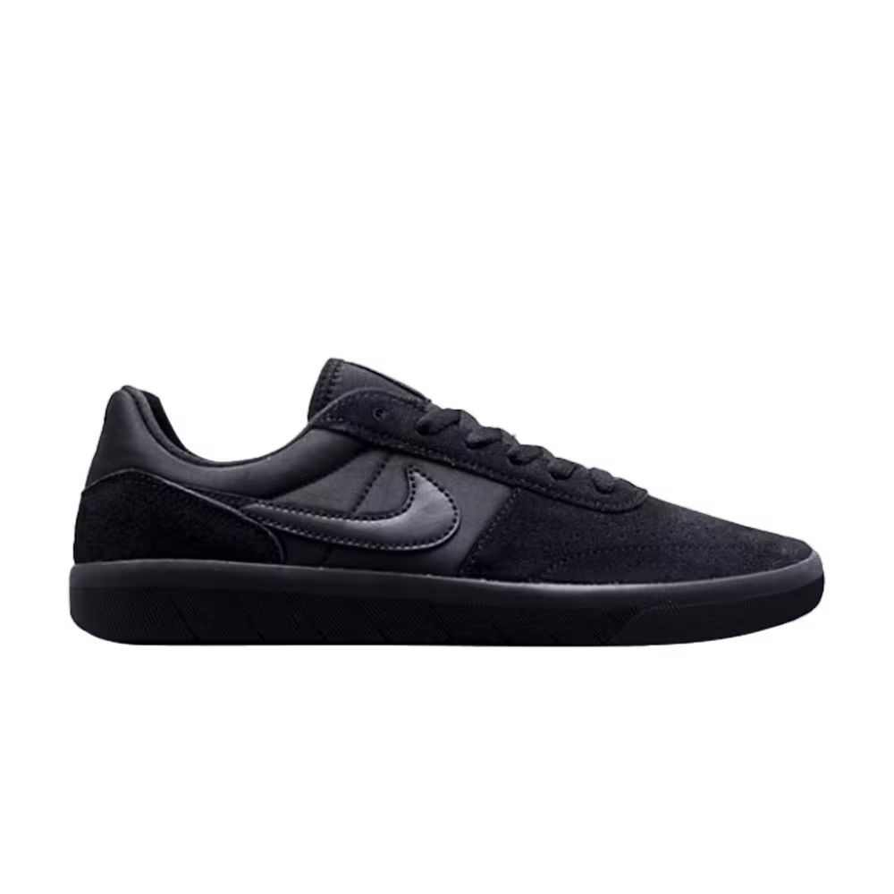 Nike Team Classic SB Black