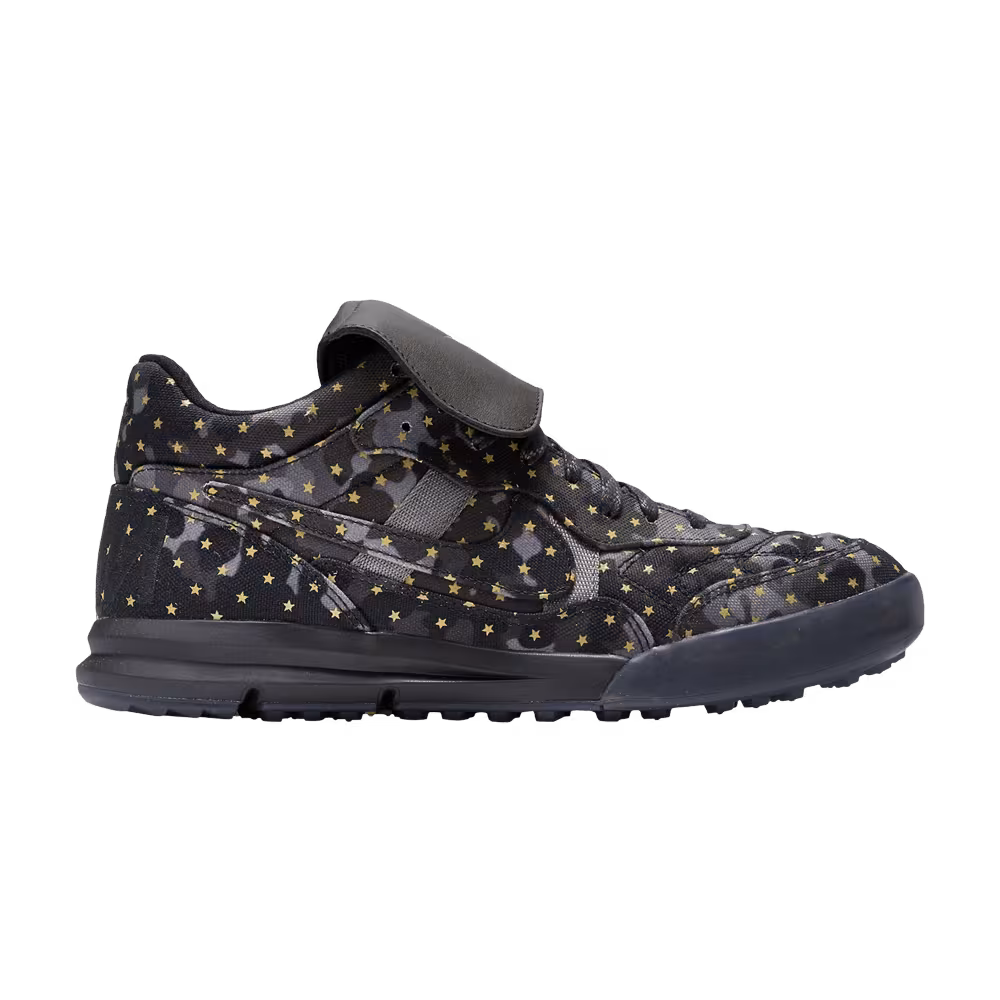 Nike Tiempo Stars