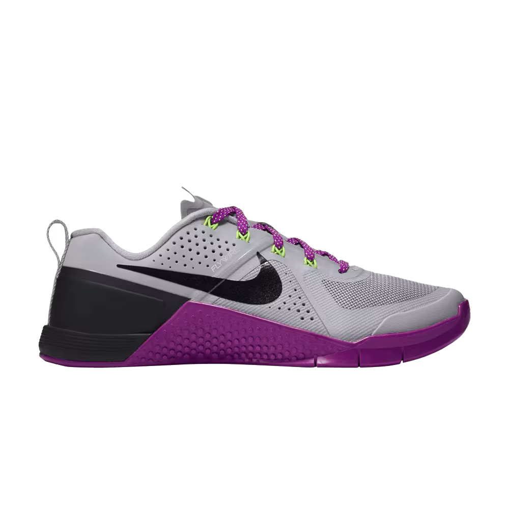 Nike Women's Metcon 1 Wolf Grey Vivid Purple