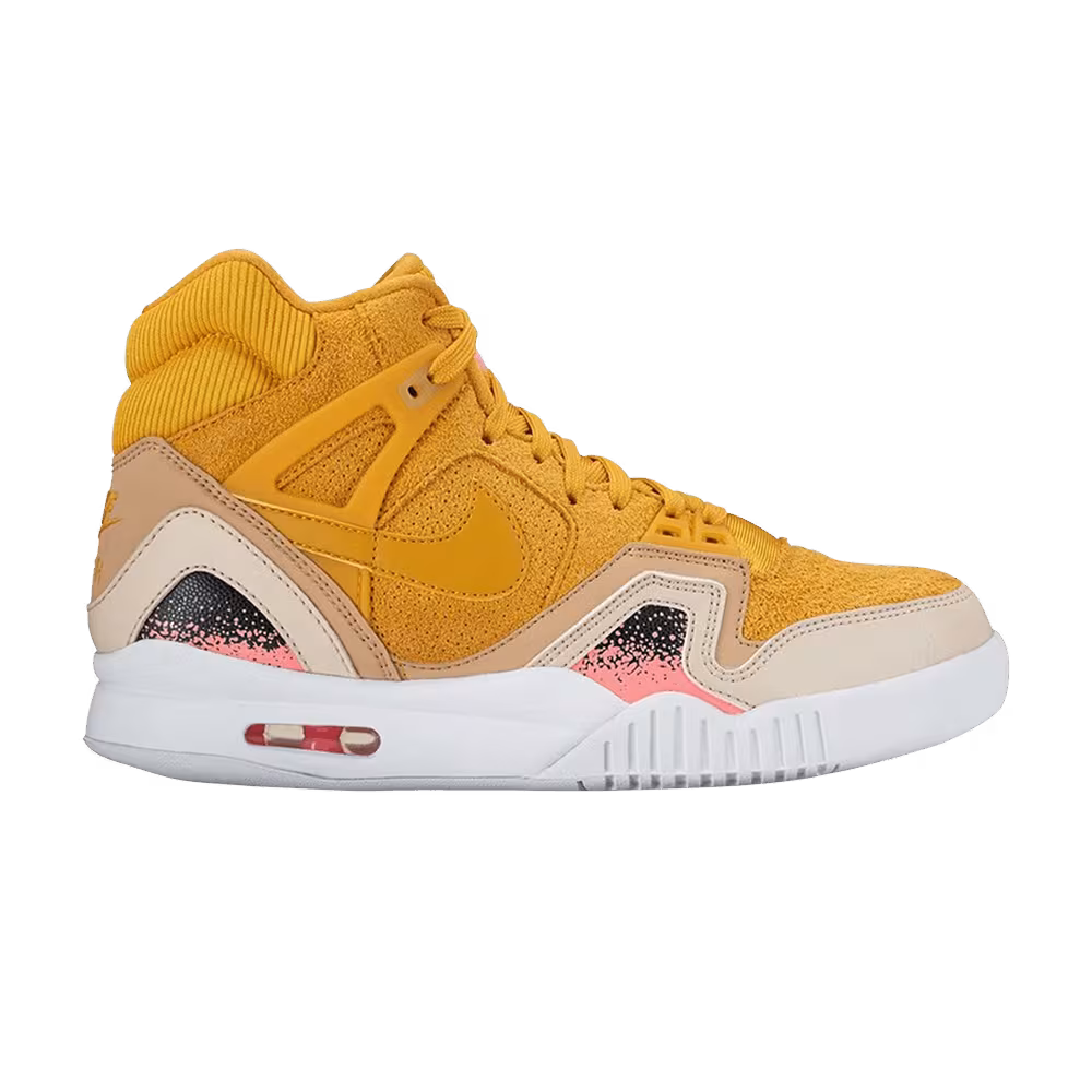 Nike Women's Air Tech Challenge 2 SE Gold Dart
