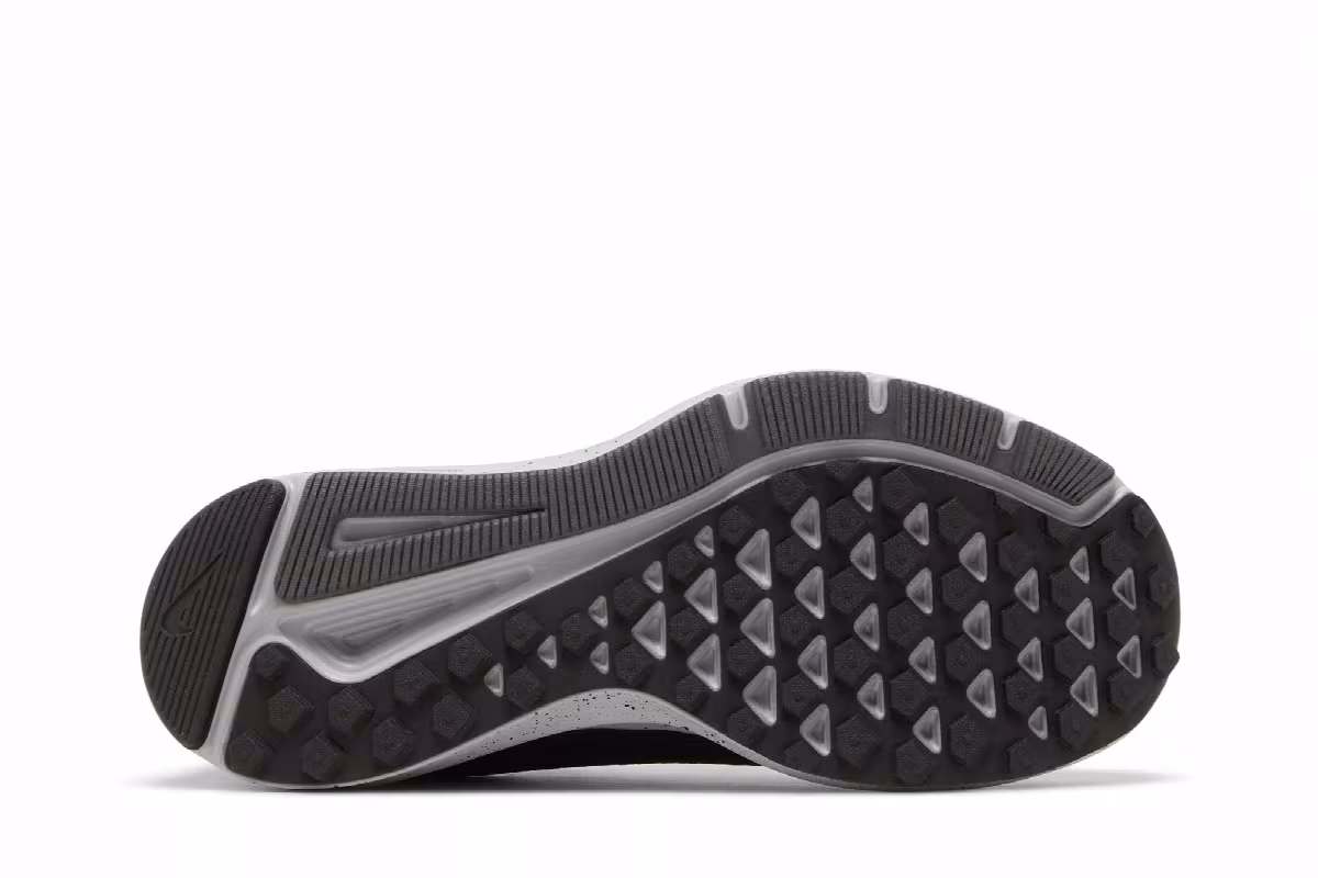 Nike Quest 2 SE 4E Wide Black Wolf Grey, view 5