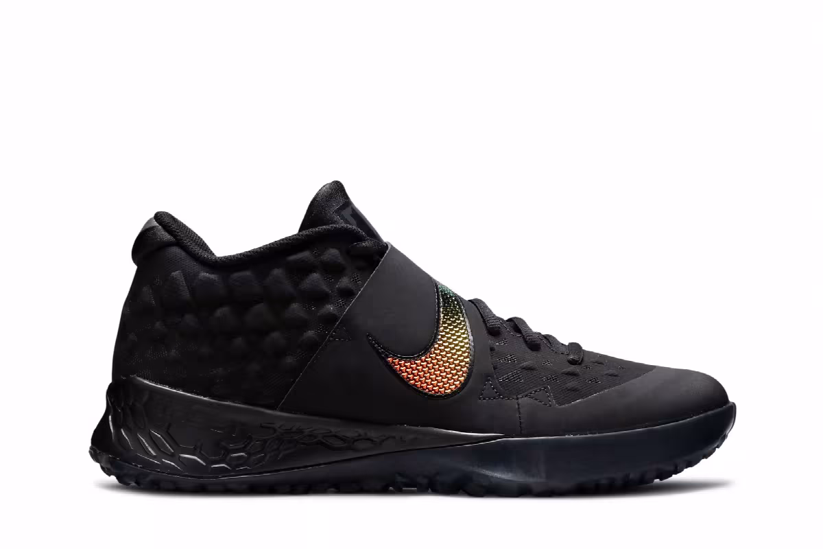 Nike Force Zoom Trout 6 Turf Black Metallic Gold, view 2