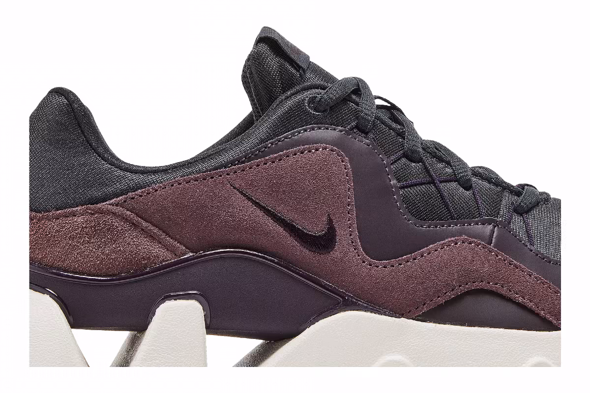 Nike Women's RYZ 365 Off Noir Burgundy Ash, view 3
