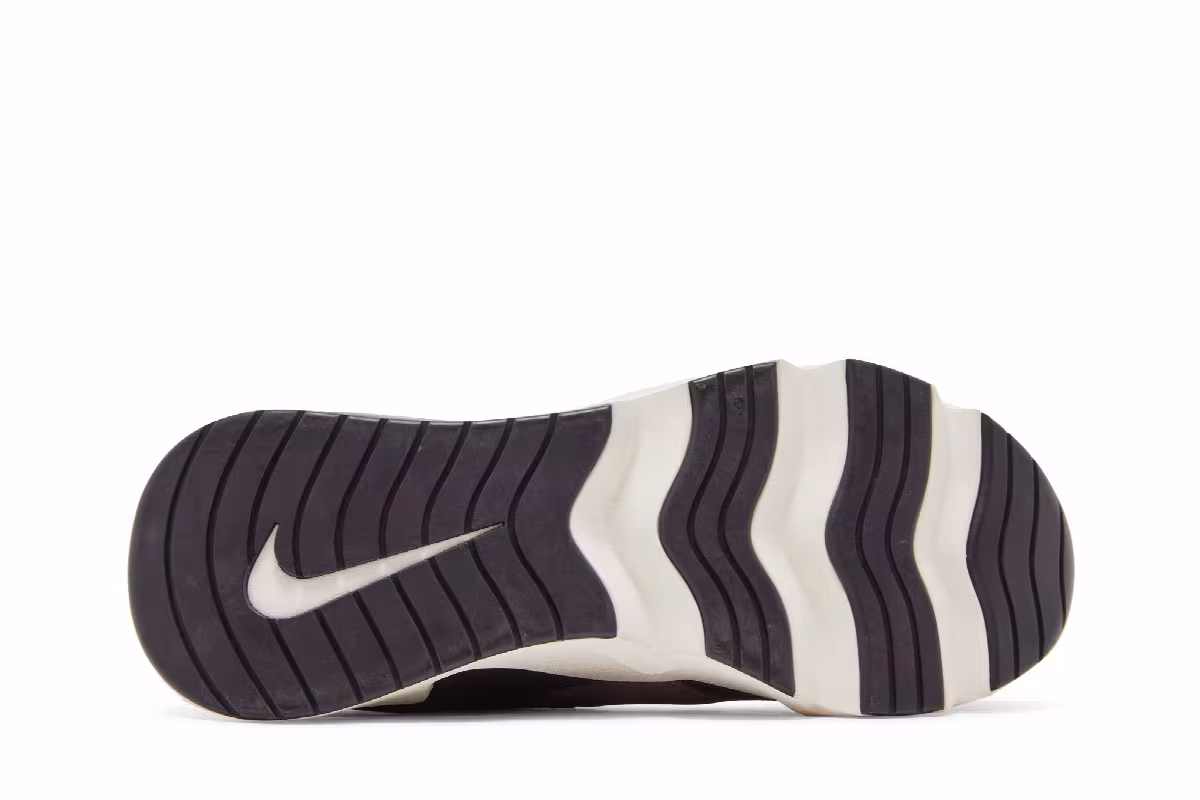 Nike Women's RYZ 365 Off Noir Burgundy Ash, view 5