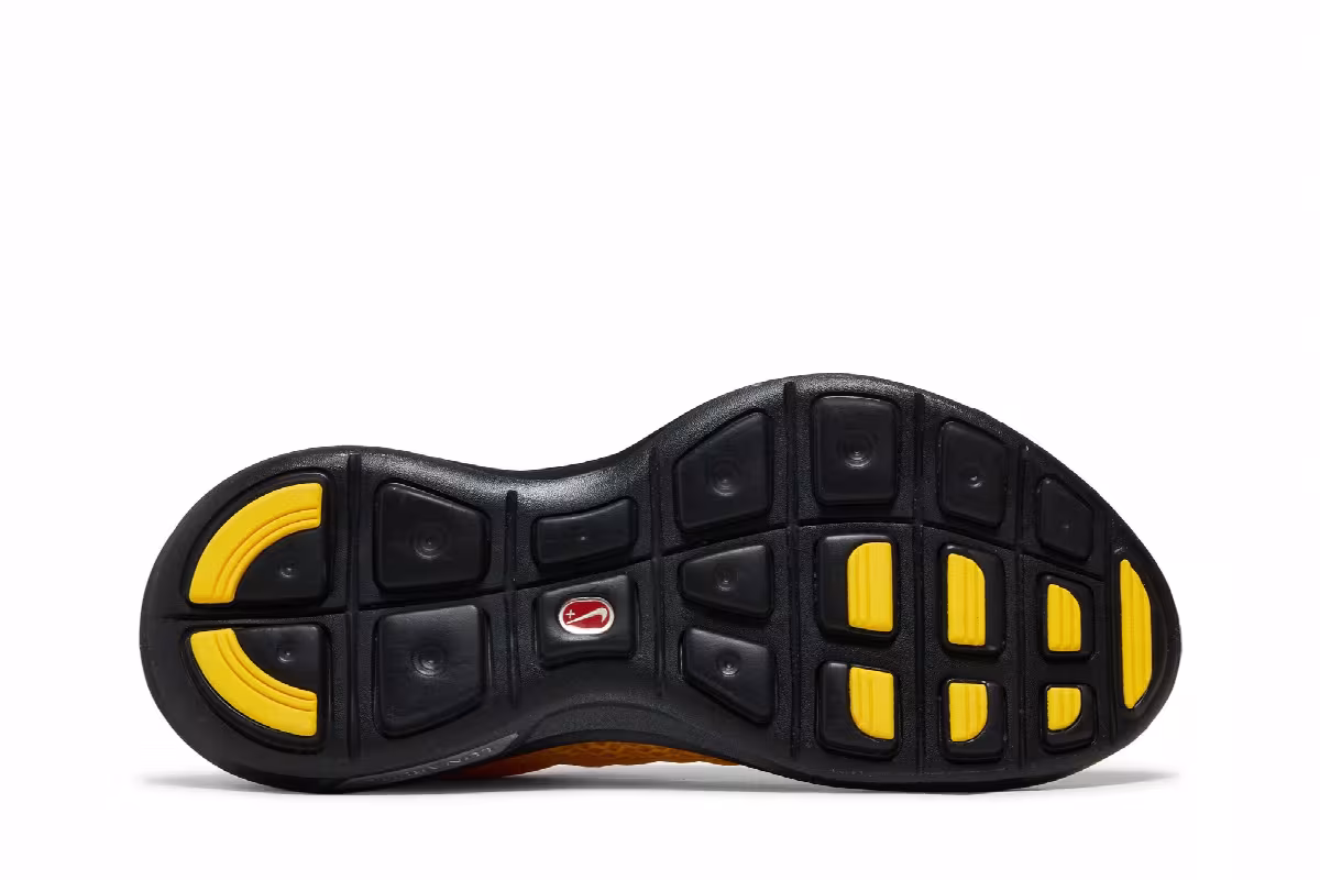 Livestrong x Nike Lunar Trainer+ LAF Varsity Maize Black, view 5