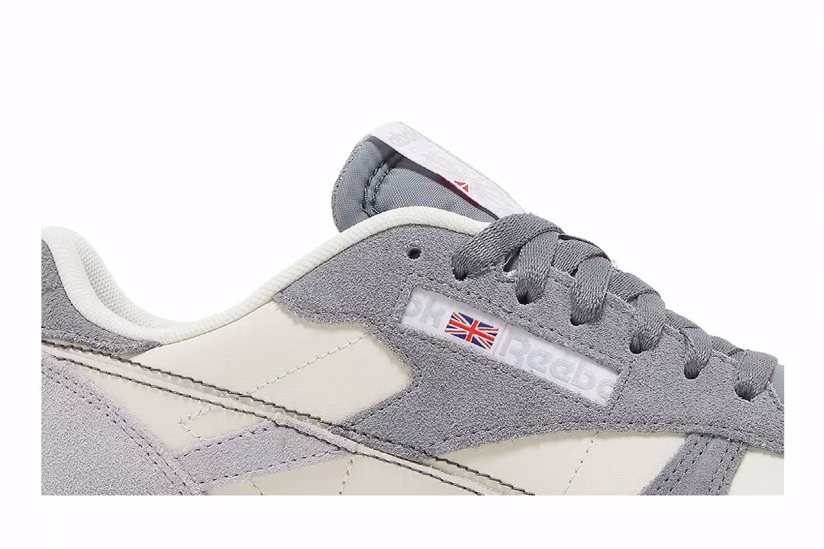Reebok Classic Leather Grey Chalk, view 3