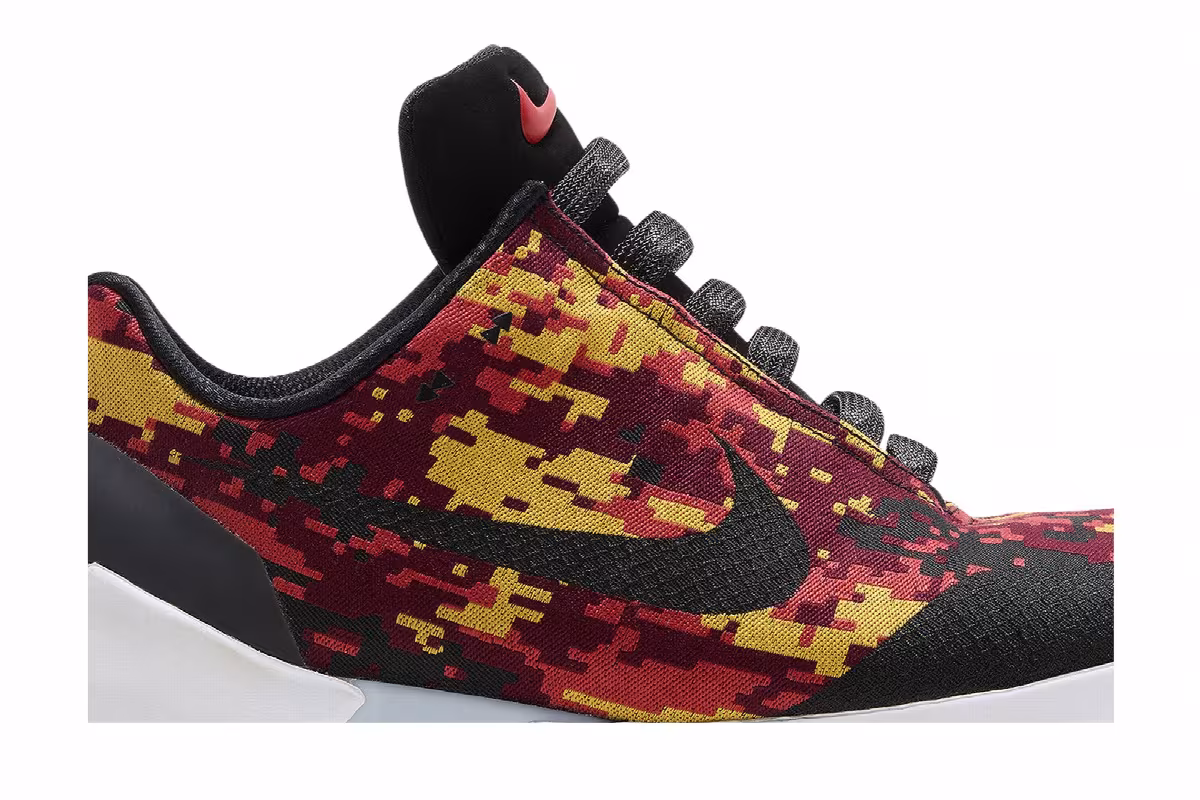 Nike HyperAdapt 1.0 Team Red, view 3