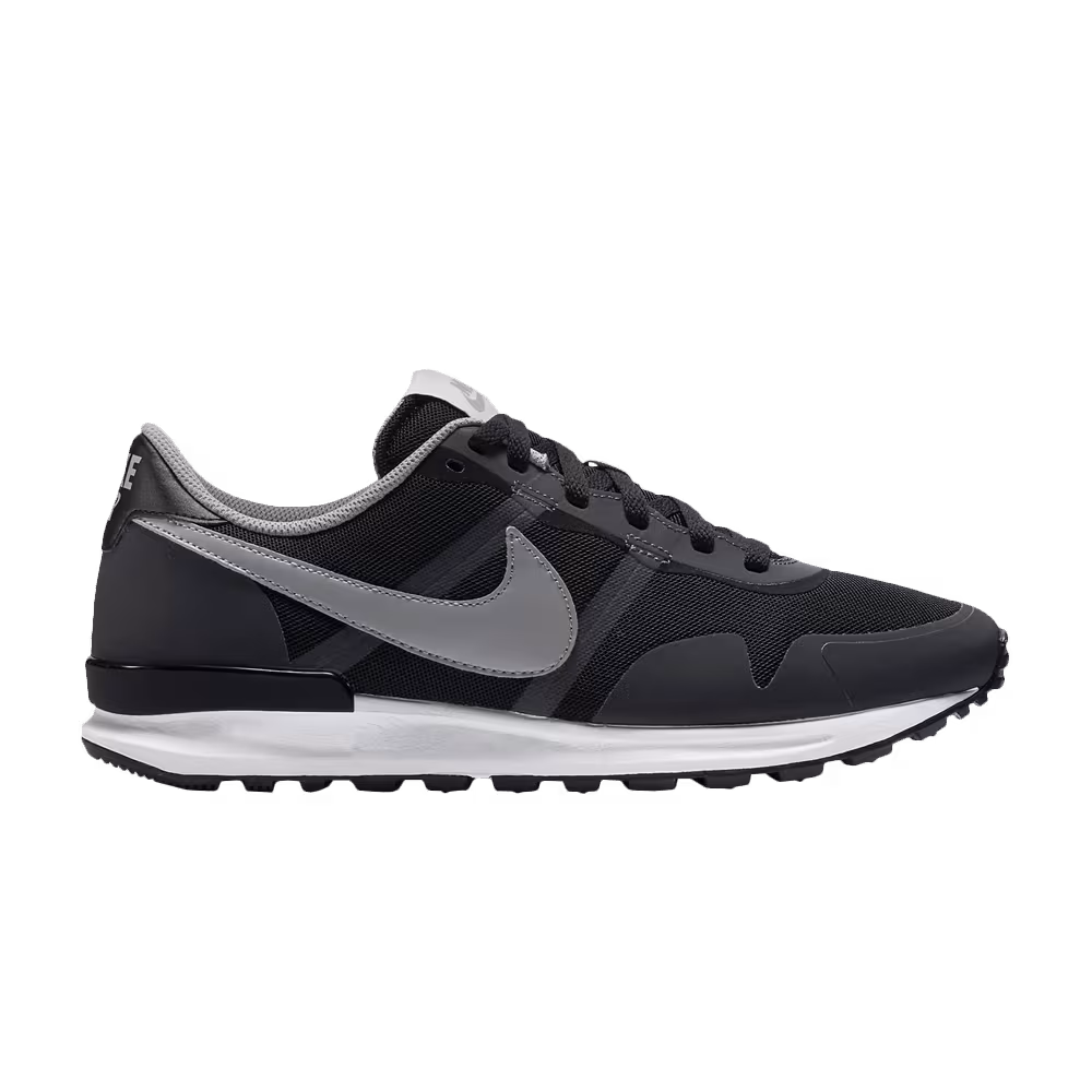 Nike Air Pegasus 83/30