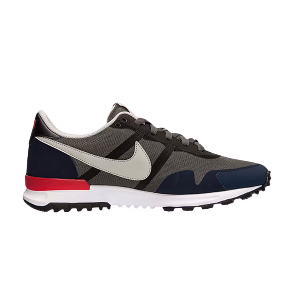 Nike Air Pegasus 83/30