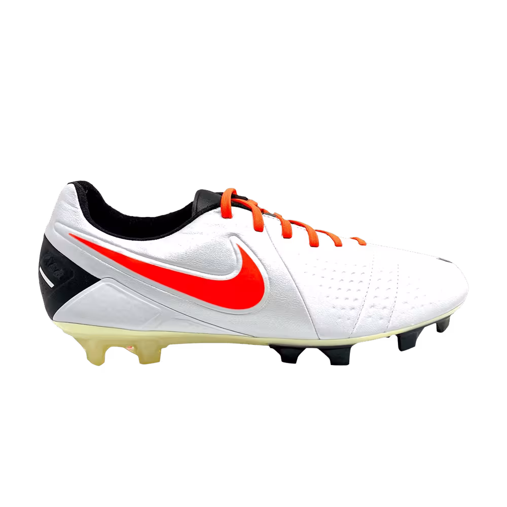 Nike CTR360 Maestri 3 FG White Total Crimson
