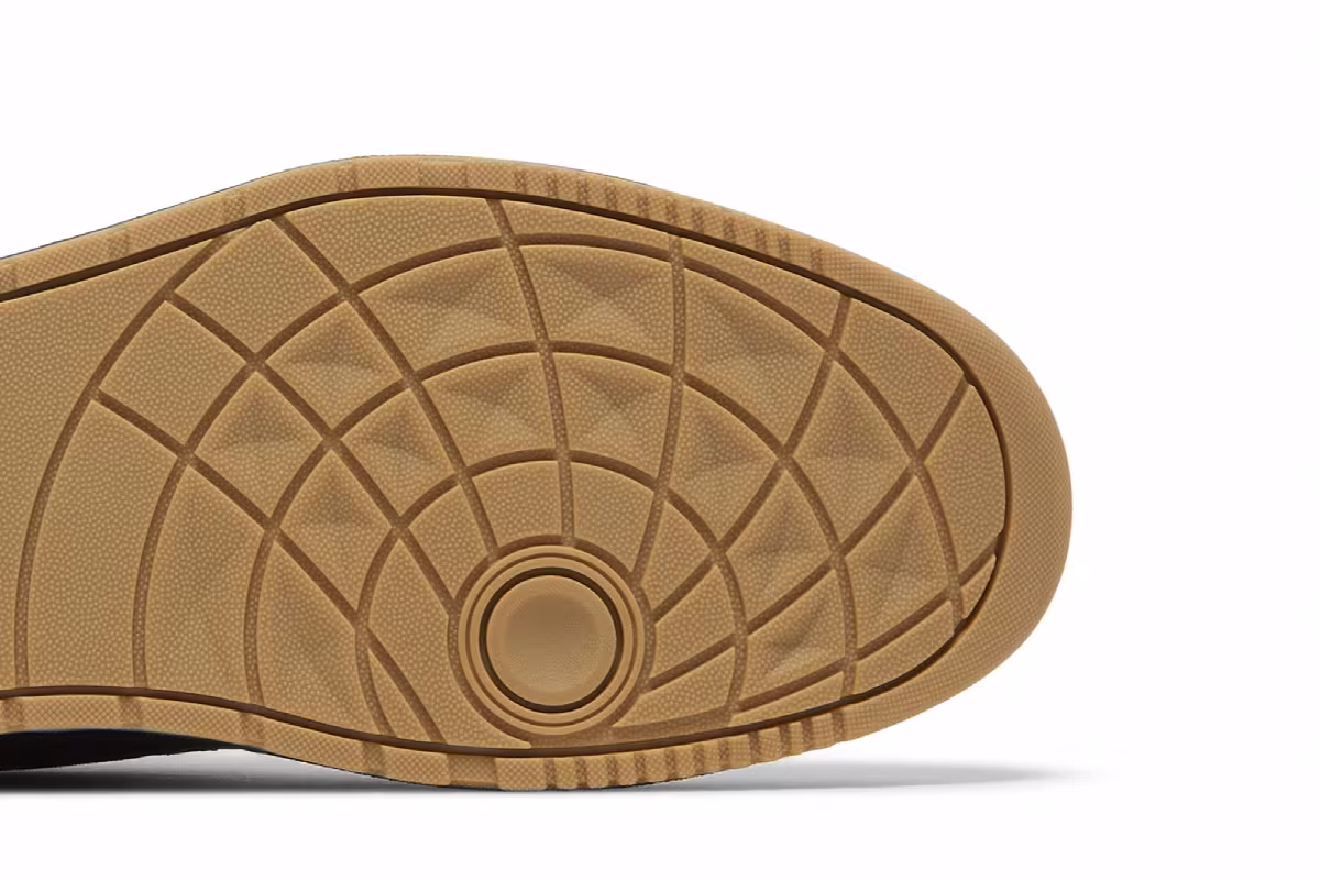Reebok Resonator Mid Black Gum, view 6