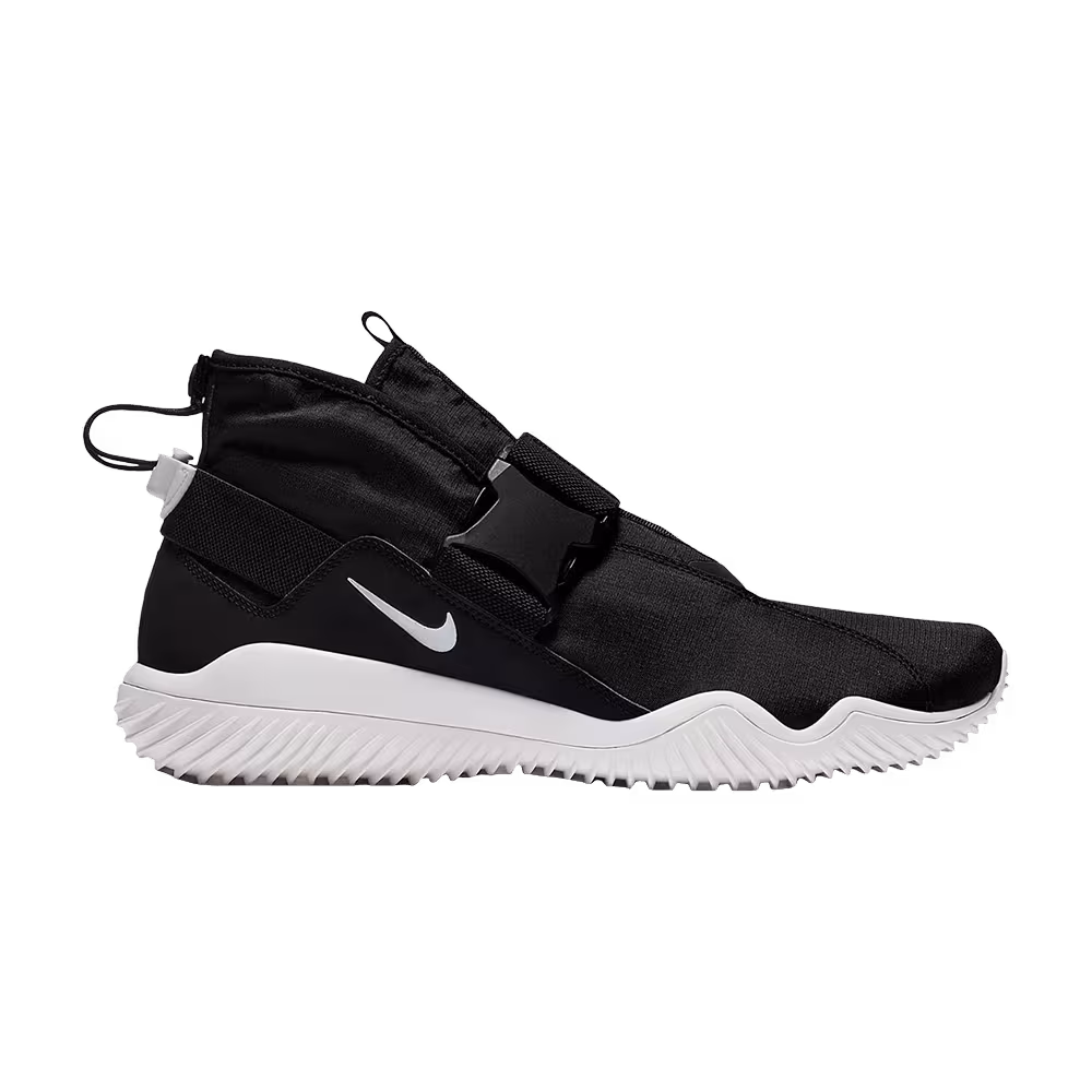 Nike Komyuter ESS Black Summit White