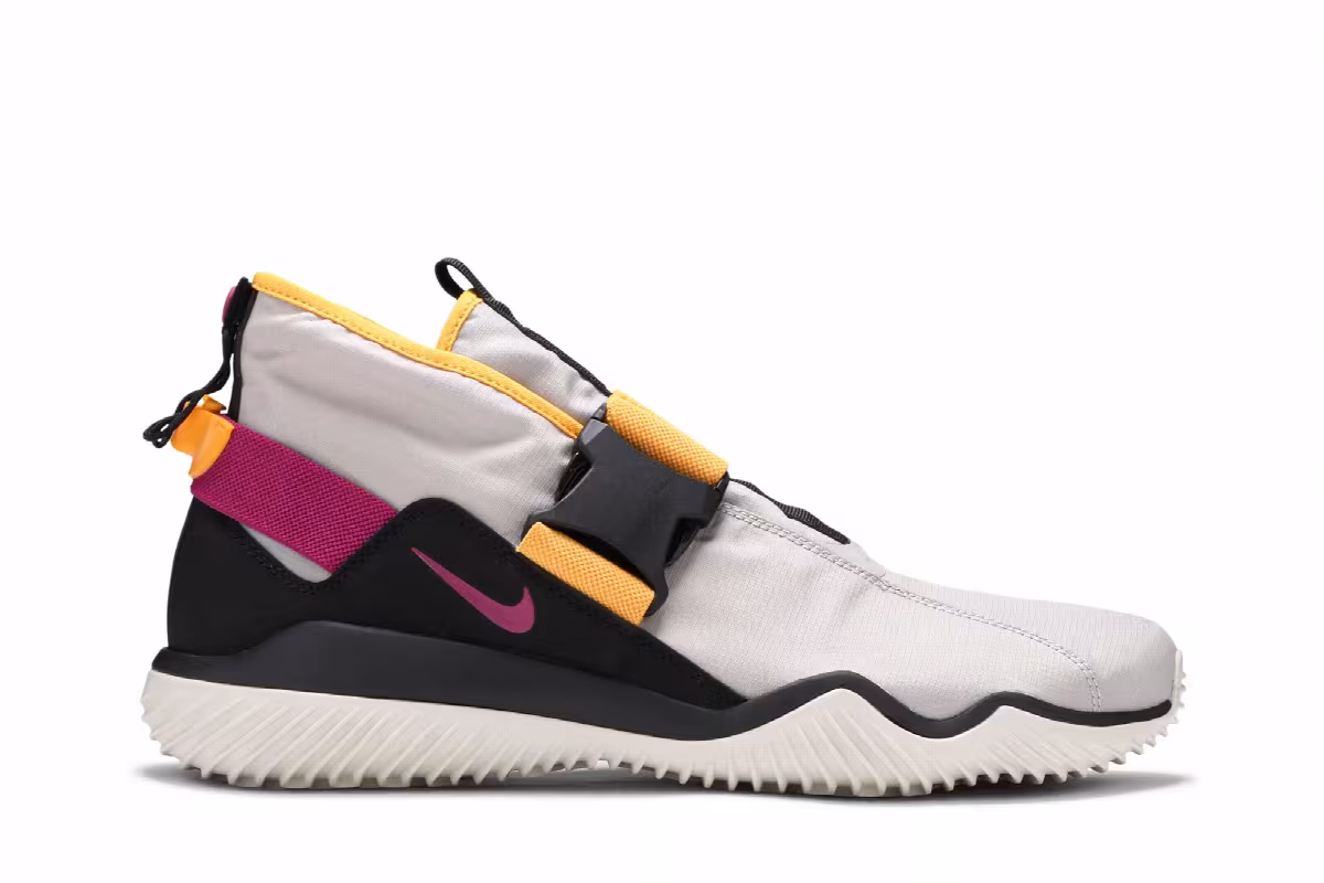 Nike Komyuter ESS, view 2