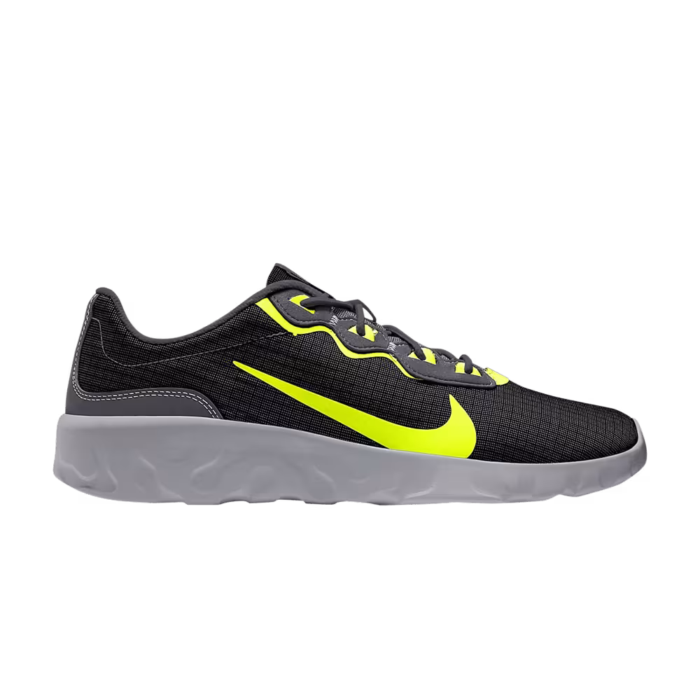 Nike Explore Strada Black Volt
