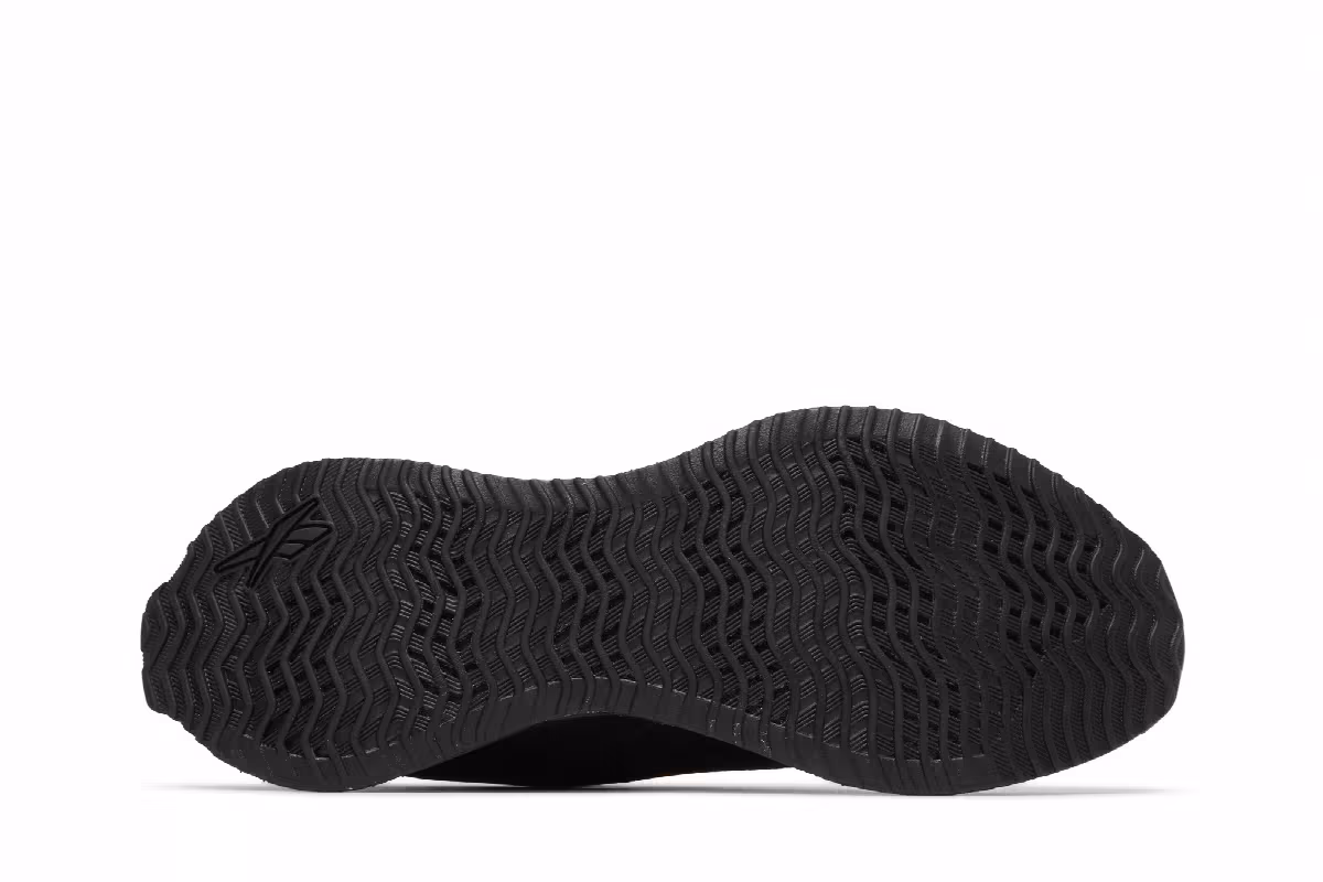 Reebok Zig Dynamica 2 Triple Black, view 5