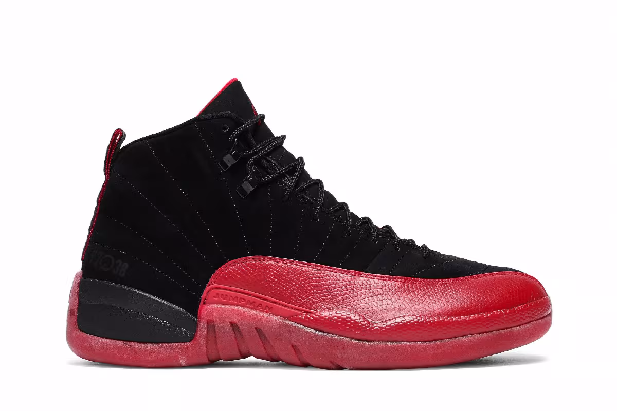 Air Jordan 12 Flu Game 2009, view 2
