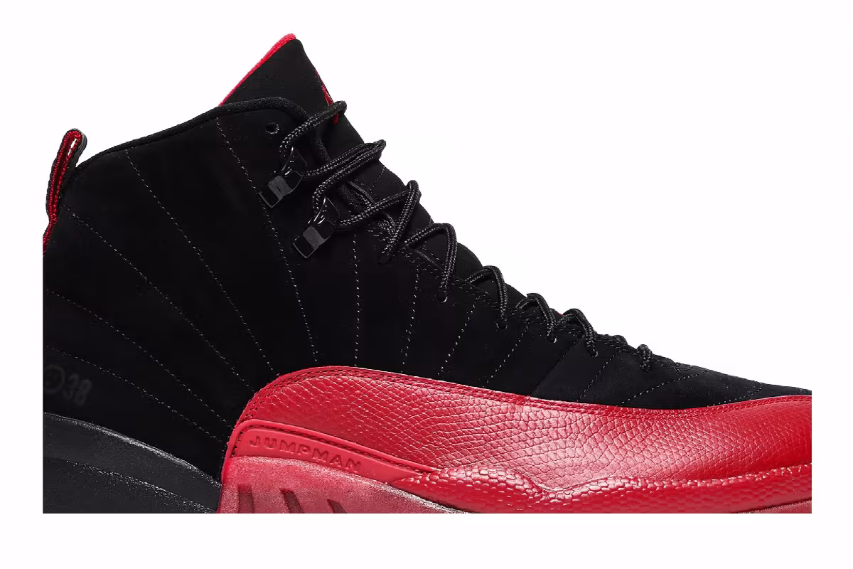Air Jordan 12 Flu Game 2009, view 3