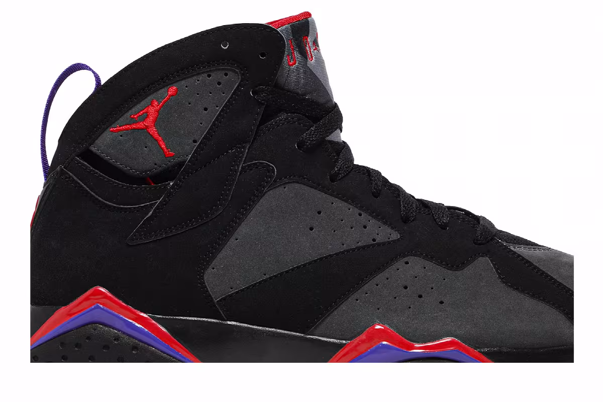 Air Jordan 7 DMP, view 3