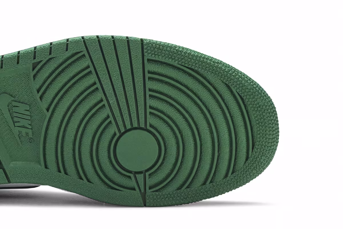 Air Jordan 1 High Boston Celtics, view 6