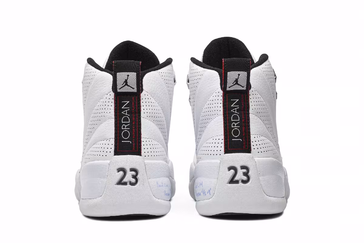 Air Jordan 12 Rising Sun, view 7