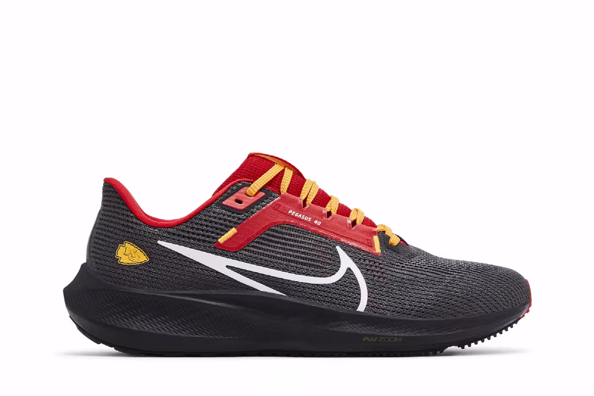 NFL x Nike Air Zoom Pegasus 40 Kansas City Chiefs, view 2