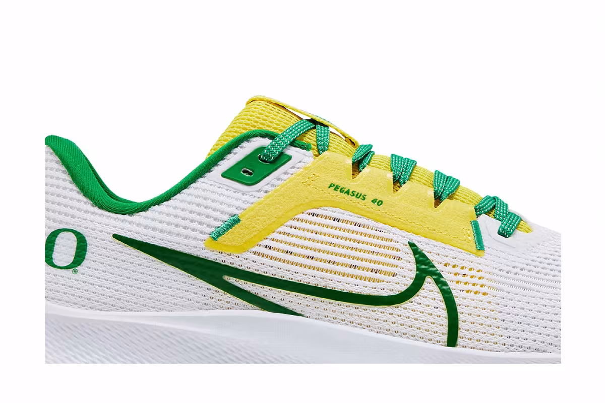 Nike Air Zoom Pegasus 40 Oregon, view 3