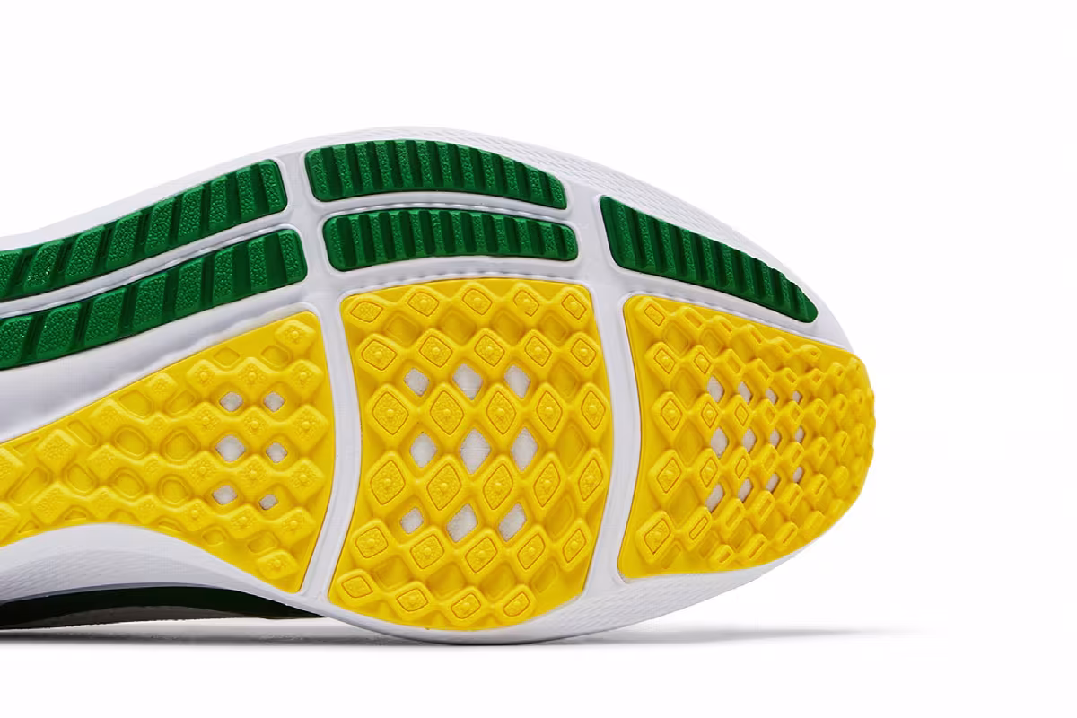 Nike Air Zoom Pegasus 40 Oregon, view 6
