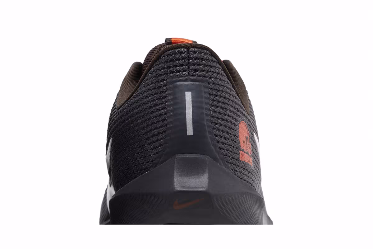 NFL x Nike Air Zoom Pegasus 40 Cleveland Browns, view 8