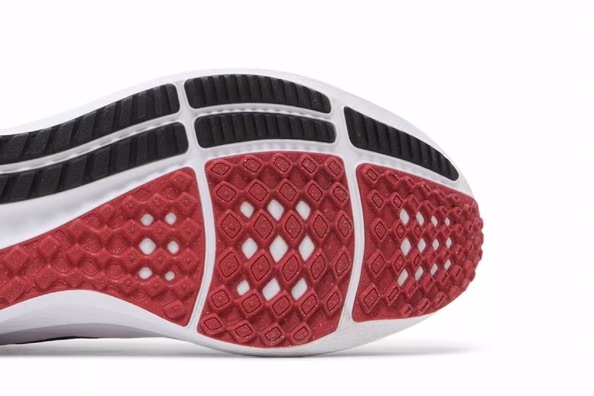 Nike Air Zoom Pegasus 40 Black Light Crimson, view 6