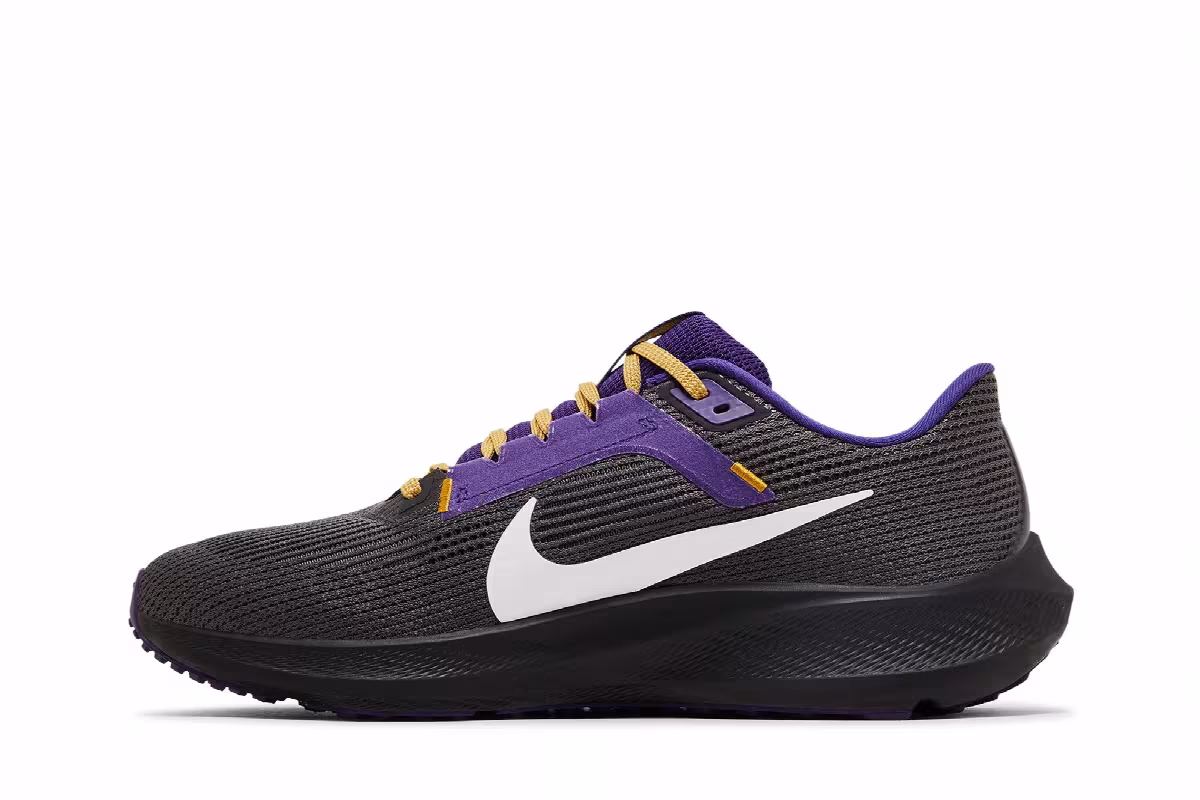 NFL x Nike Air Zoom Pegasus 40 Baltimore Ravens, view 4