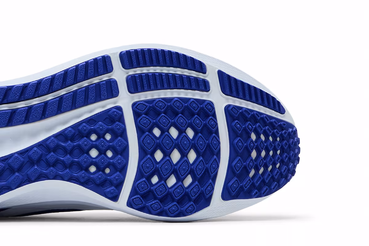 Nike Air Zoom Pegasus 40 Brazil CBF, view 6