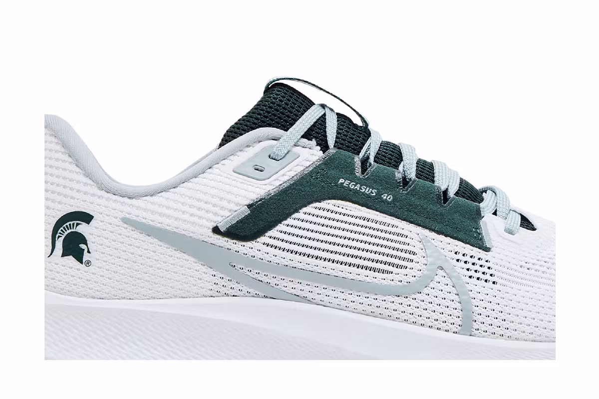 Nike Air Zoom Pegasus 40 Michigan State, view 3