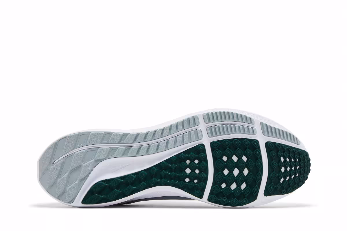 Nike Air Zoom Pegasus 40 Michigan State, view 5