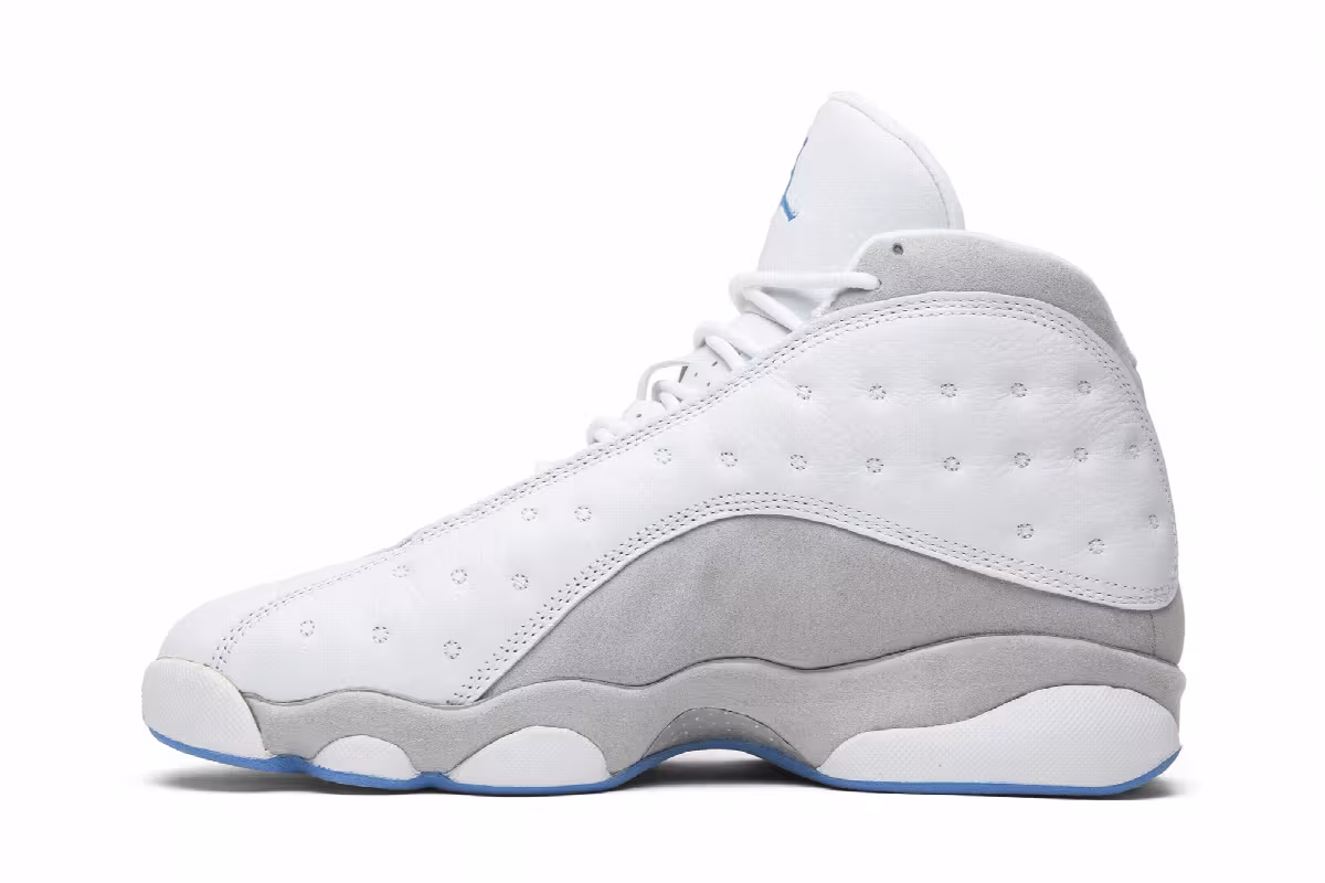 Air Jordan 13 Neutral Grey, view 4