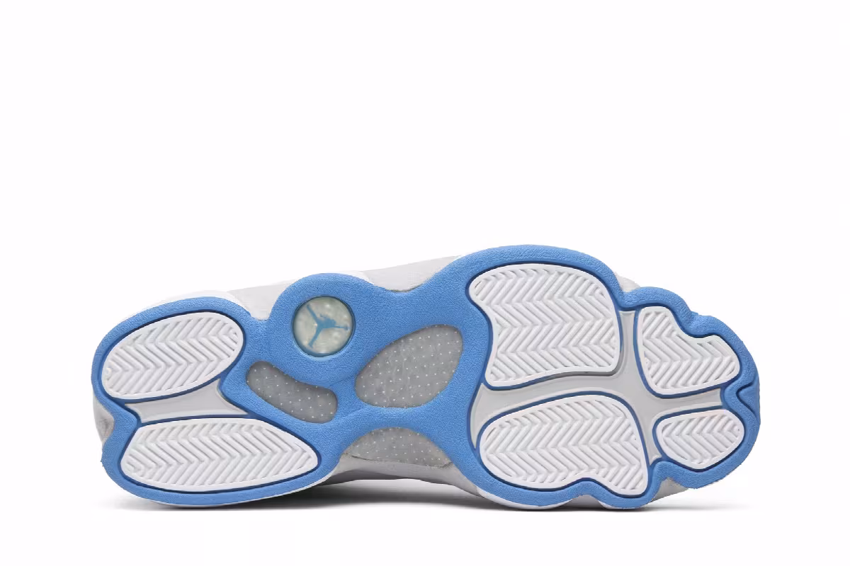 Air Jordan 13 Neutral Grey, view 5