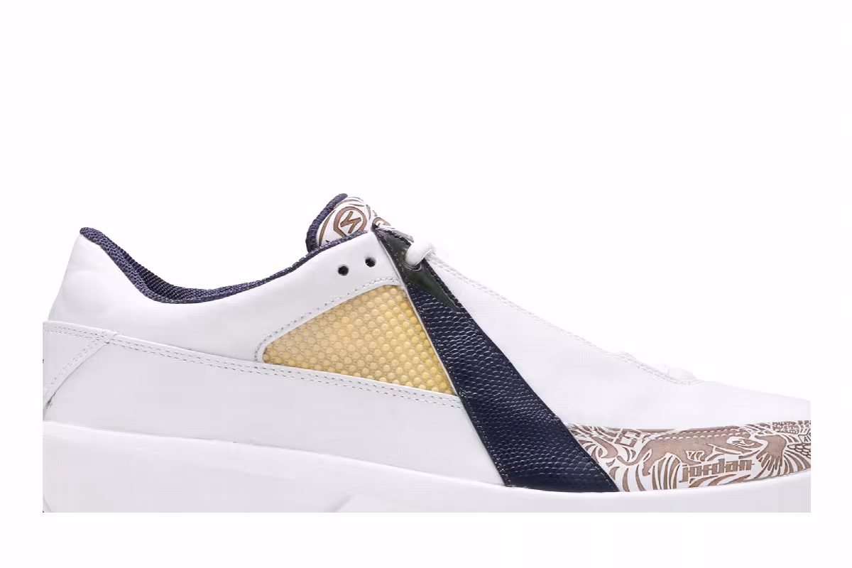Air Jordan 20 OG Low Midnight Navy, view 3