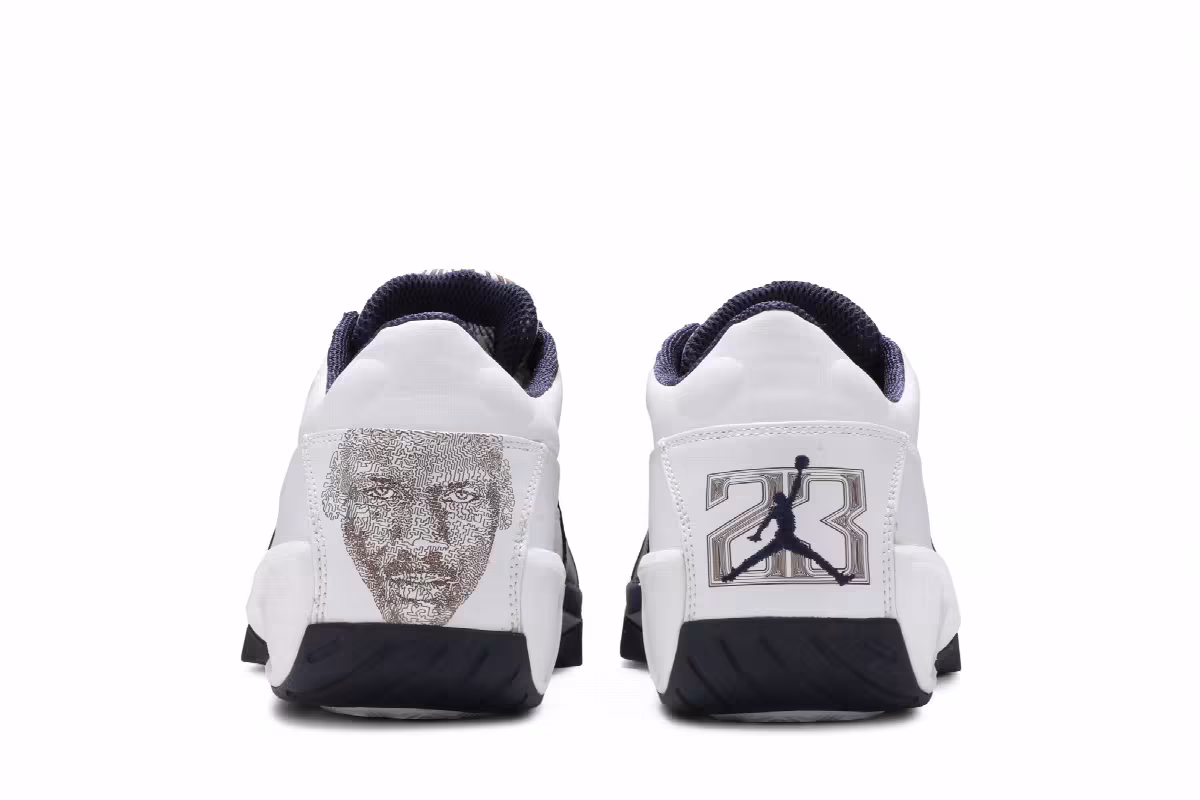Air Jordan 20 OG Low Midnight Navy, view 7